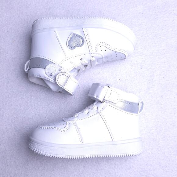 First Steps White Silver Heart High Top Sneakers Baby/Infant/Walker, Size 4 - Picture 2 of 7
